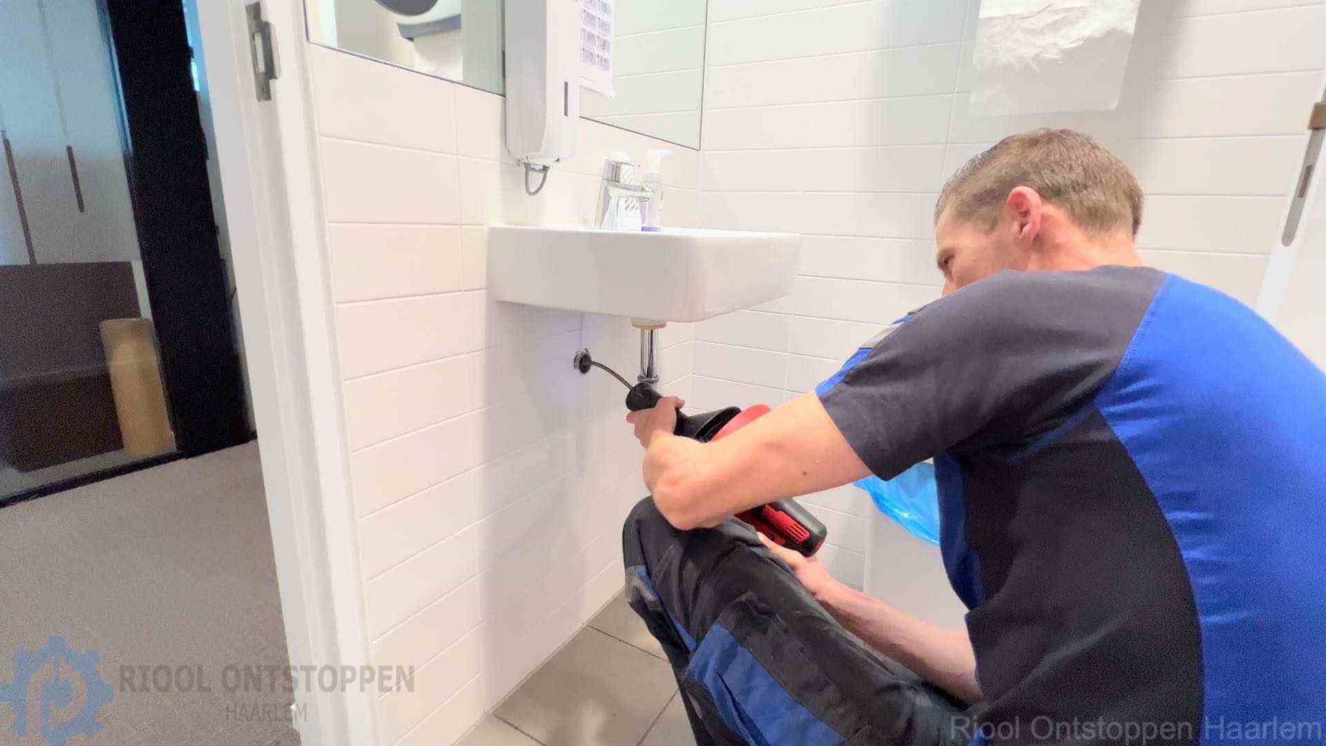 Afvoer ontstoppen Haarlem